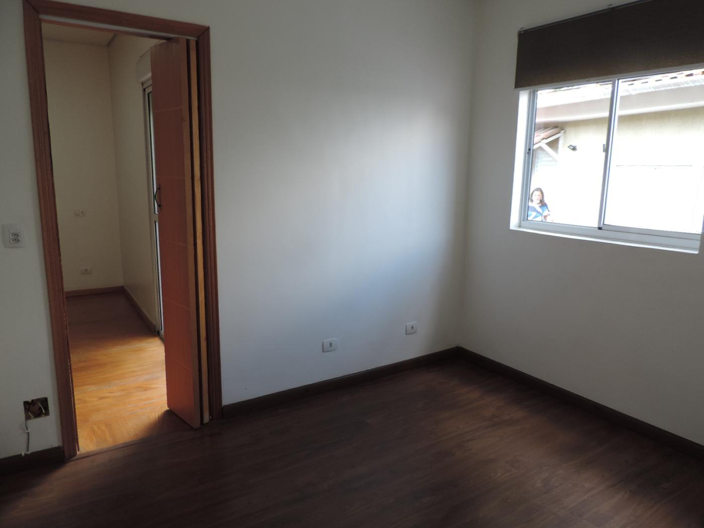 Casa para alugar com 3 quartos, 230m² - Foto 8