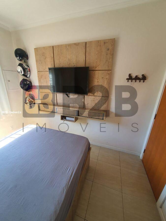 Casa à venda com 5 quartos, 158m² - Foto 18