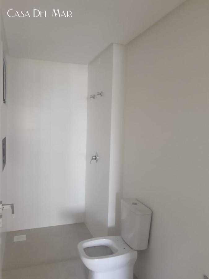 Apartamento à venda com 3 quartos, 134m² - Foto 9