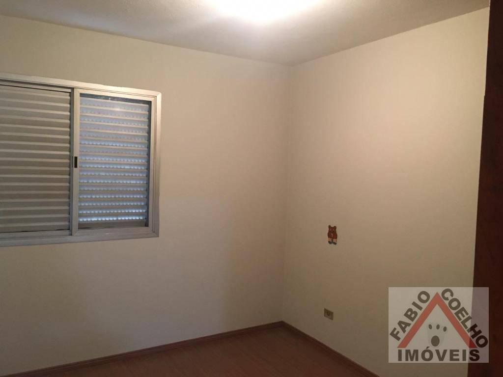 Apartamento à venda com 3 quartos, 80m² - Foto 4