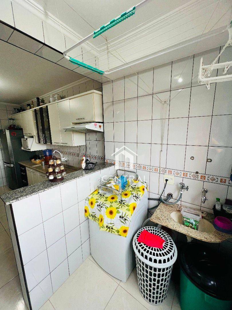 Apartamento à venda com 2 quartos, 74m² - Foto 5