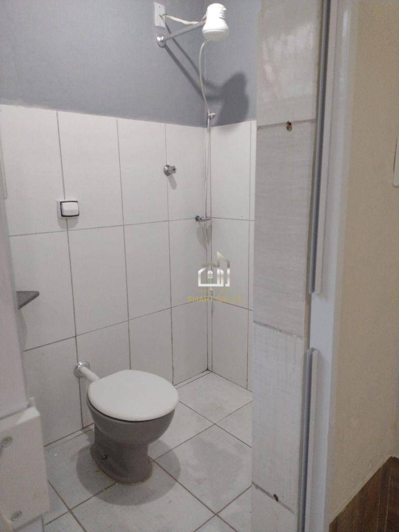 Casa à venda com 8 quartos, 350m² - Foto 26