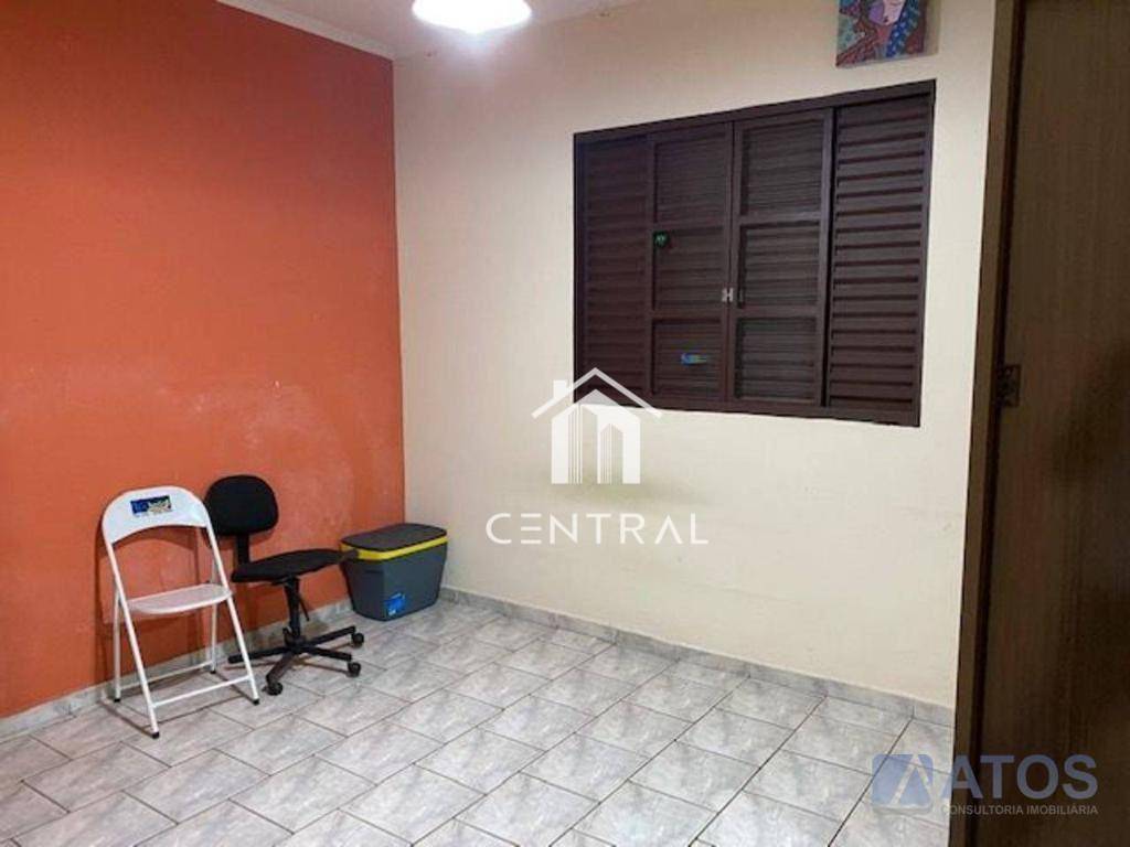 Casa à venda com 3 quartos, 266m² - Foto 15