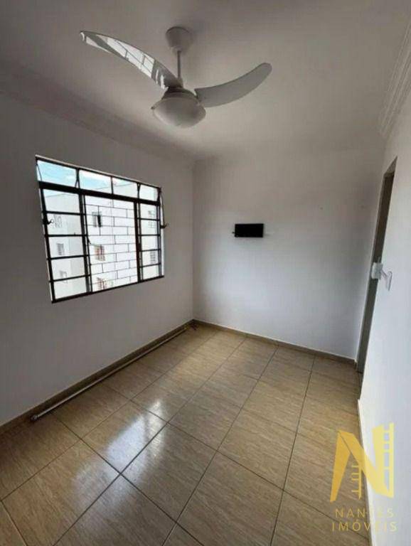 Apartamento à venda com 2 quartos, 69m² - Foto 12