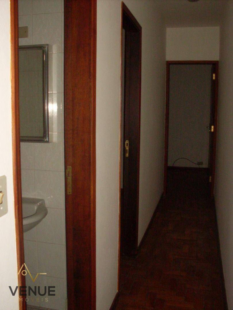 Sobrado à venda com 4 quartos, 220m² - Foto 8