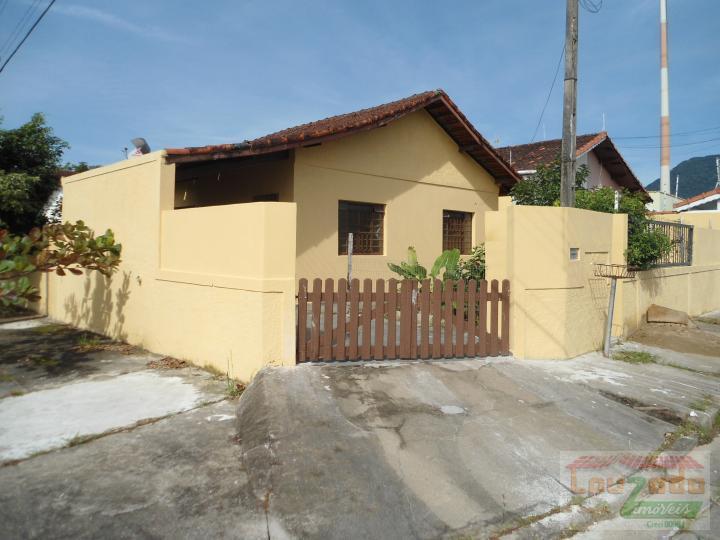 Casa à venda com 2 quartos, 180m² - Foto 1