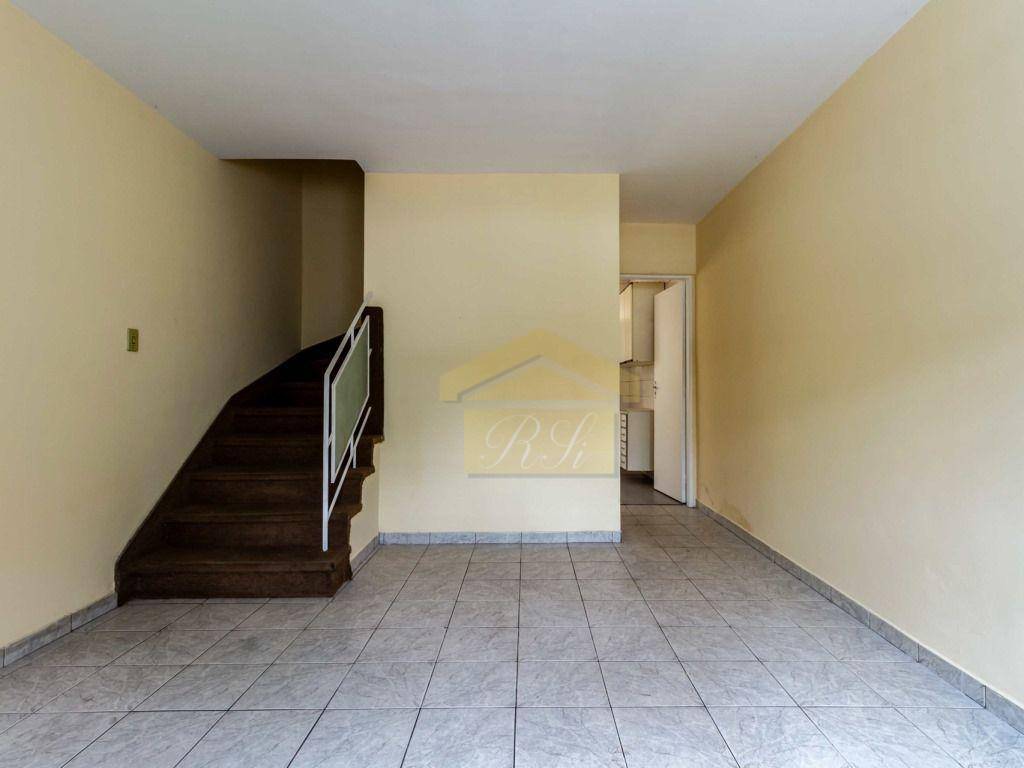 Sobrado à venda com 2 quartos, 70m² - Foto 1