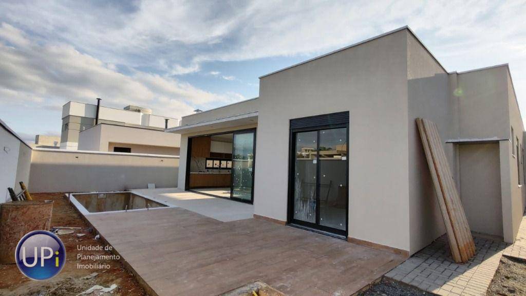 Casa de Condomínio à venda, 258m² - Foto 3