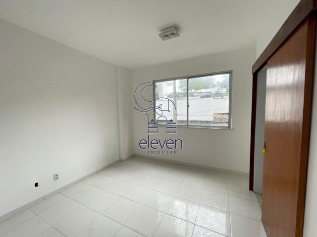 Apartamento à venda com 4 quartos, 249m² - Foto 11