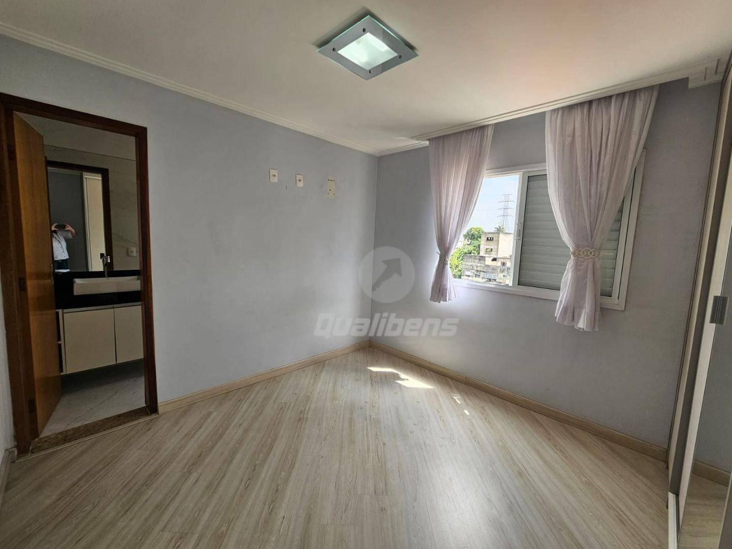 Apartamento à venda com 3 quartos, 90m² - Foto 18