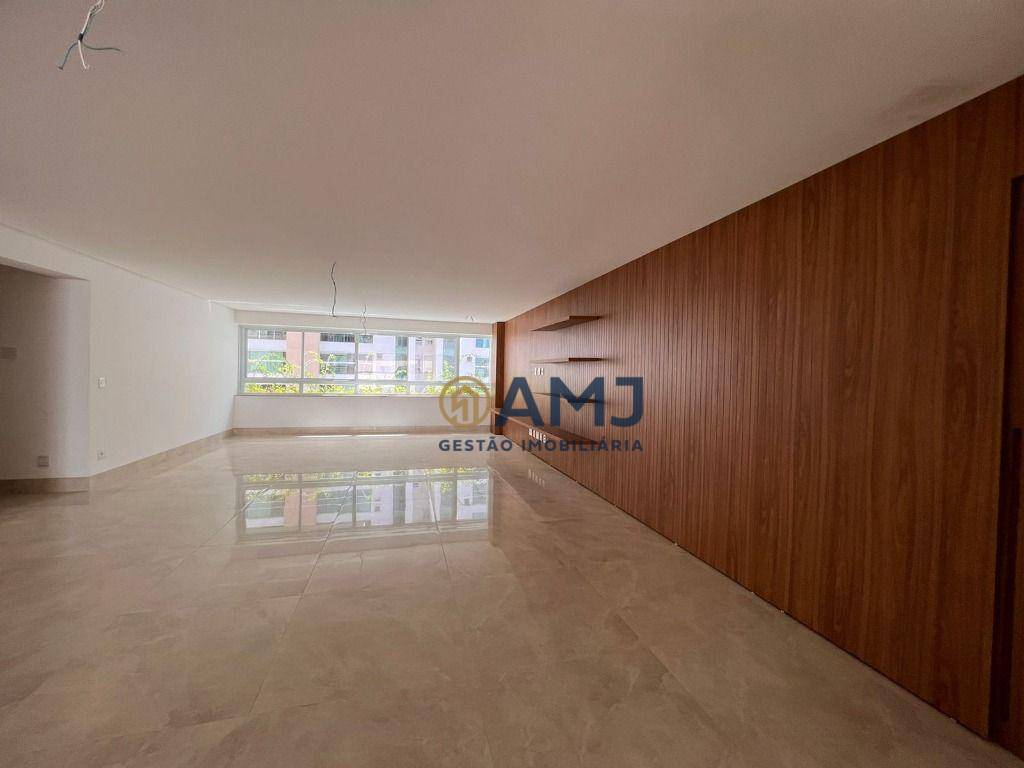 Apartamento à venda com 4 quartos, 260m² - Foto 10