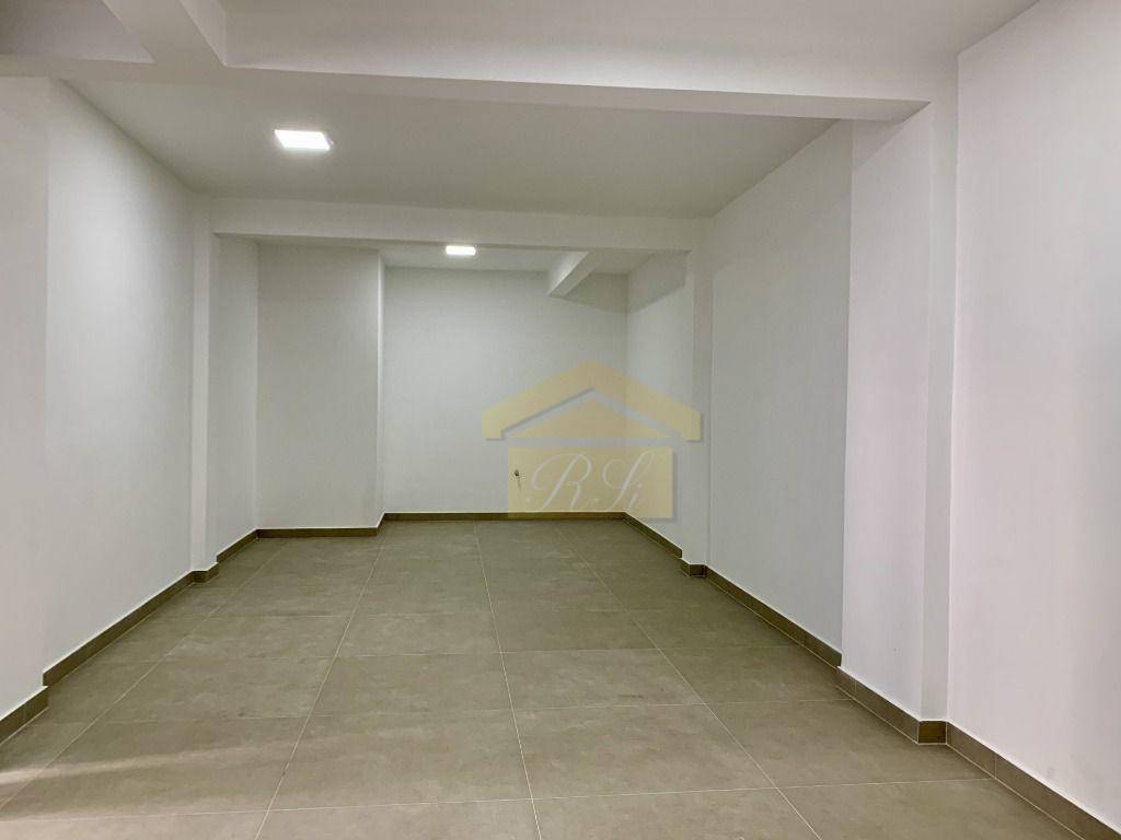 Sobrado à venda com 3 quartos, 240m² - Foto 31