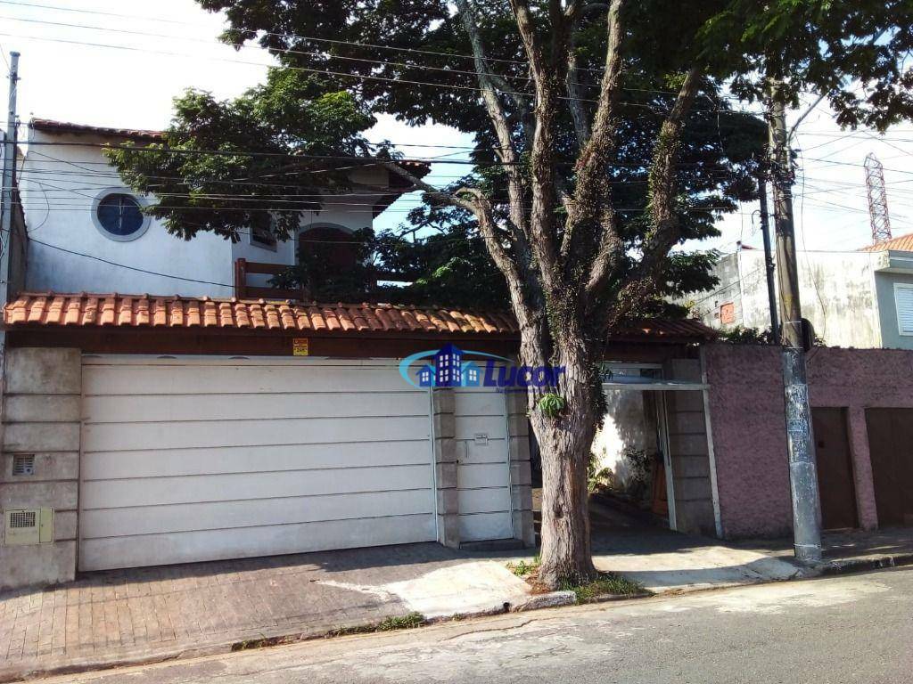 Sobrado à venda com 4 quartos, 250m² - Foto 2