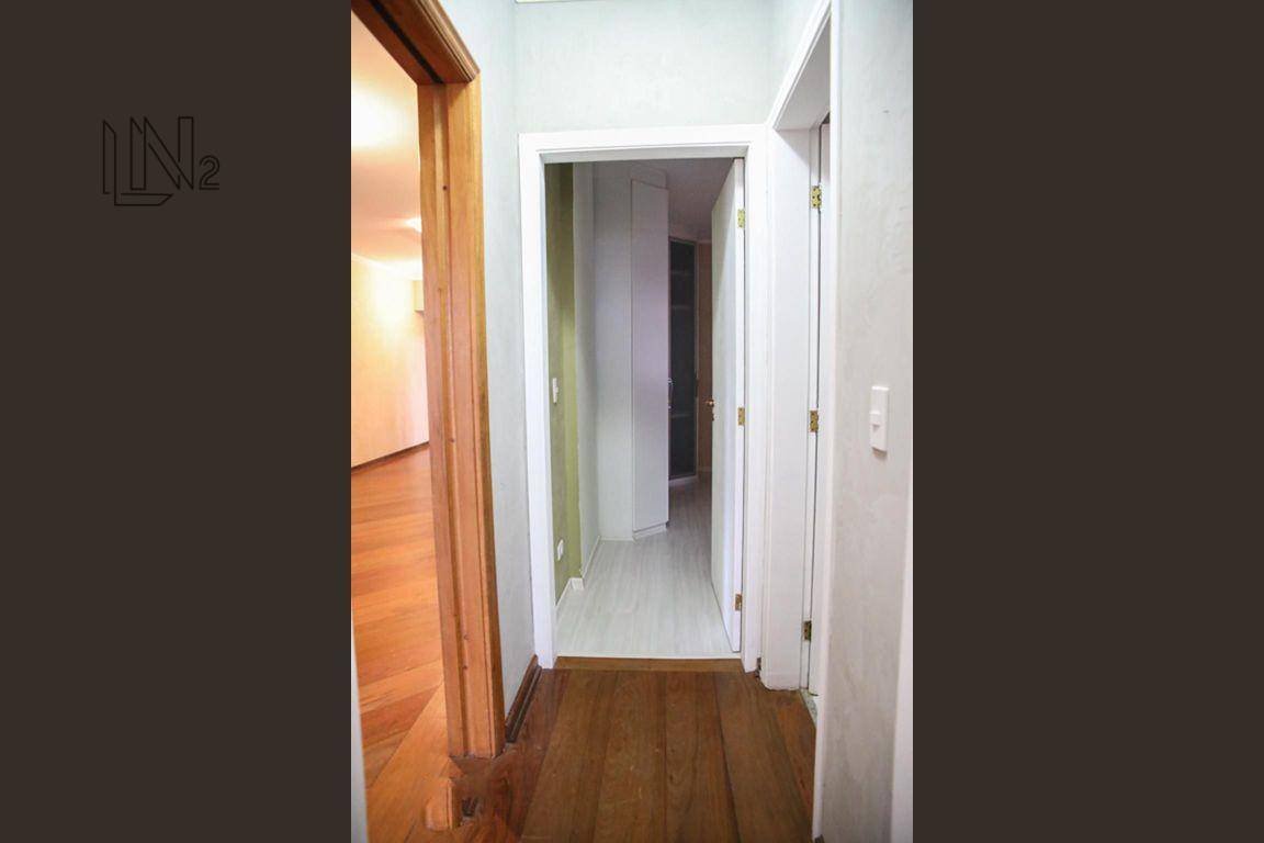 Apartamento para alugar com 3 quartos, 105m² - Foto 23