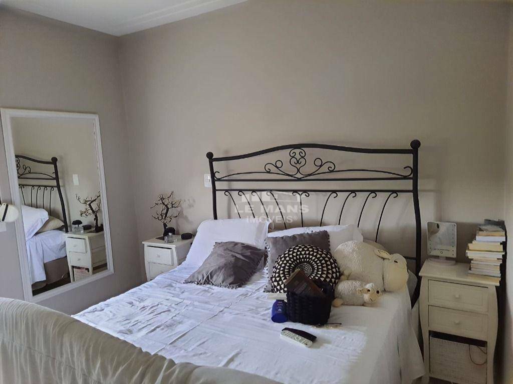 Casa à venda com 4 quartos, 431m² - Foto 35