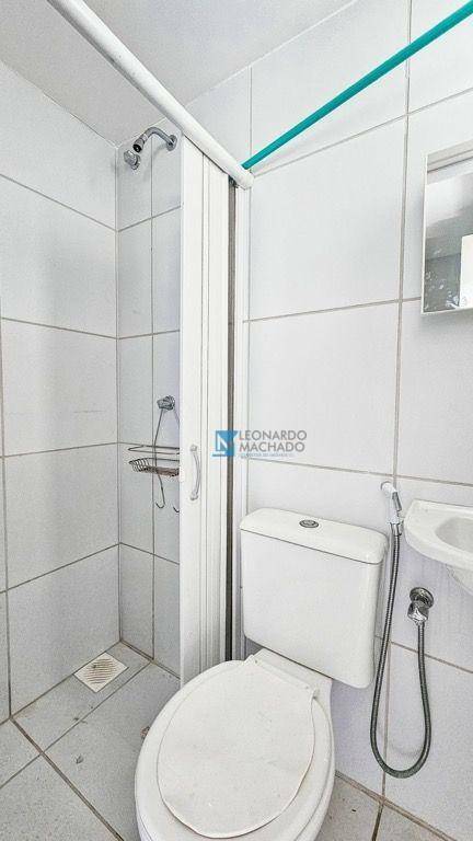 Apartamento à venda com 3 quartos, 94m² - Foto 4