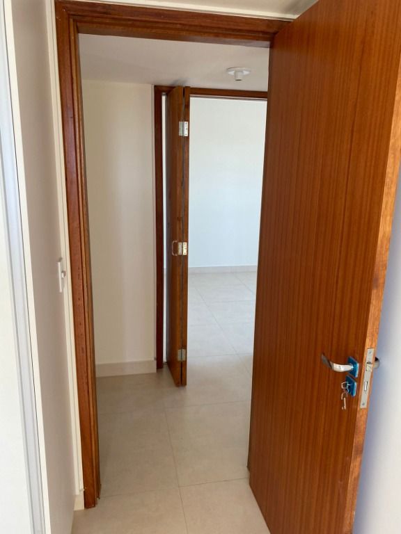 Apartamento à venda com 2 quartos, 70m² - Foto 14