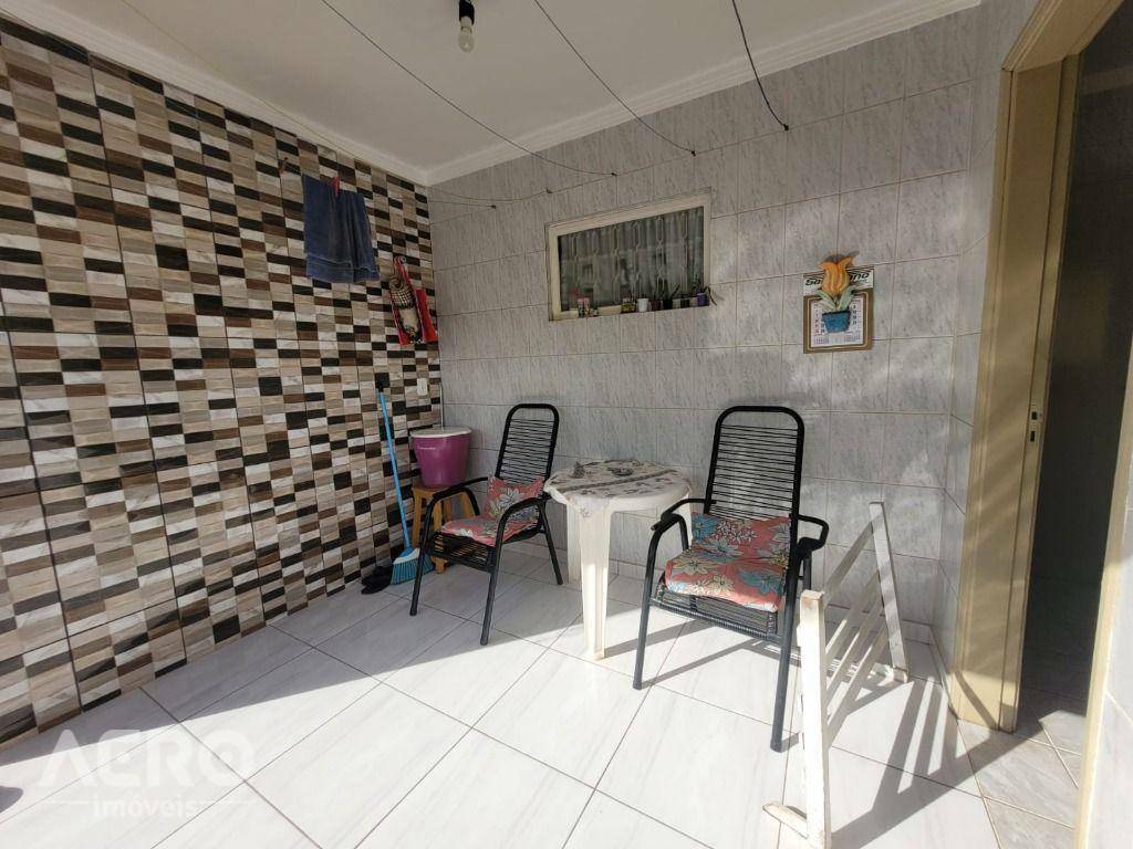 Casa à venda com 2 quartos, 156m² - Foto 21