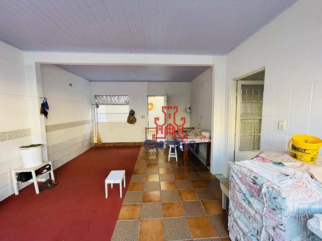 Casa à venda com 5 quartos, 170m² - Foto 22