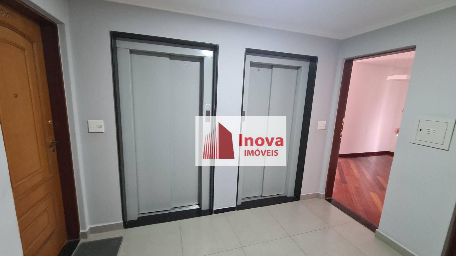 Apartamento à venda com 3 quartos, 110m² - Foto 4