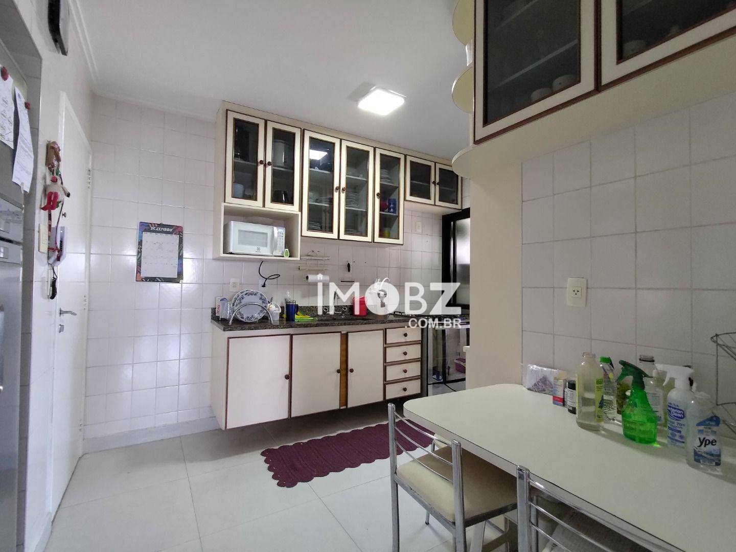 Apartamento à venda com 3 quartos, 95m² - Foto 4