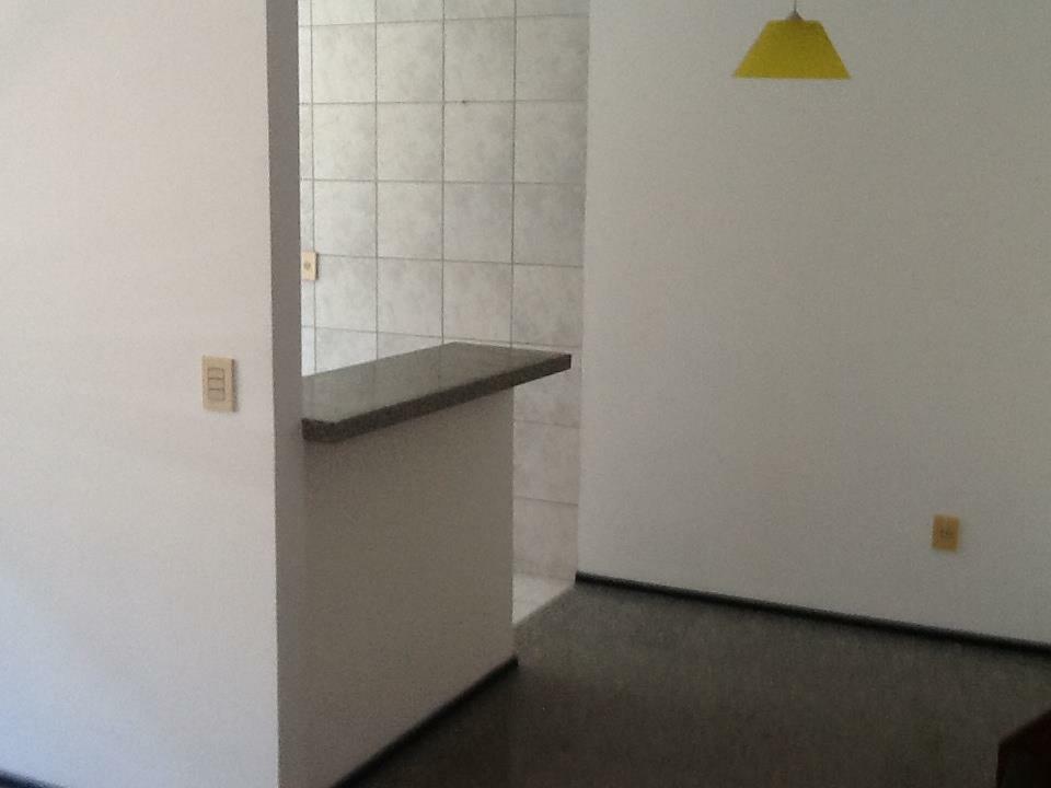 Apartamento à venda com 2 quartos, 62m² - Foto 10