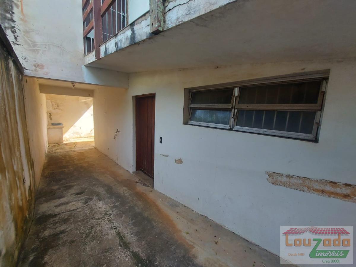 Casa à venda com 3 quartos, 724m² - Foto 11