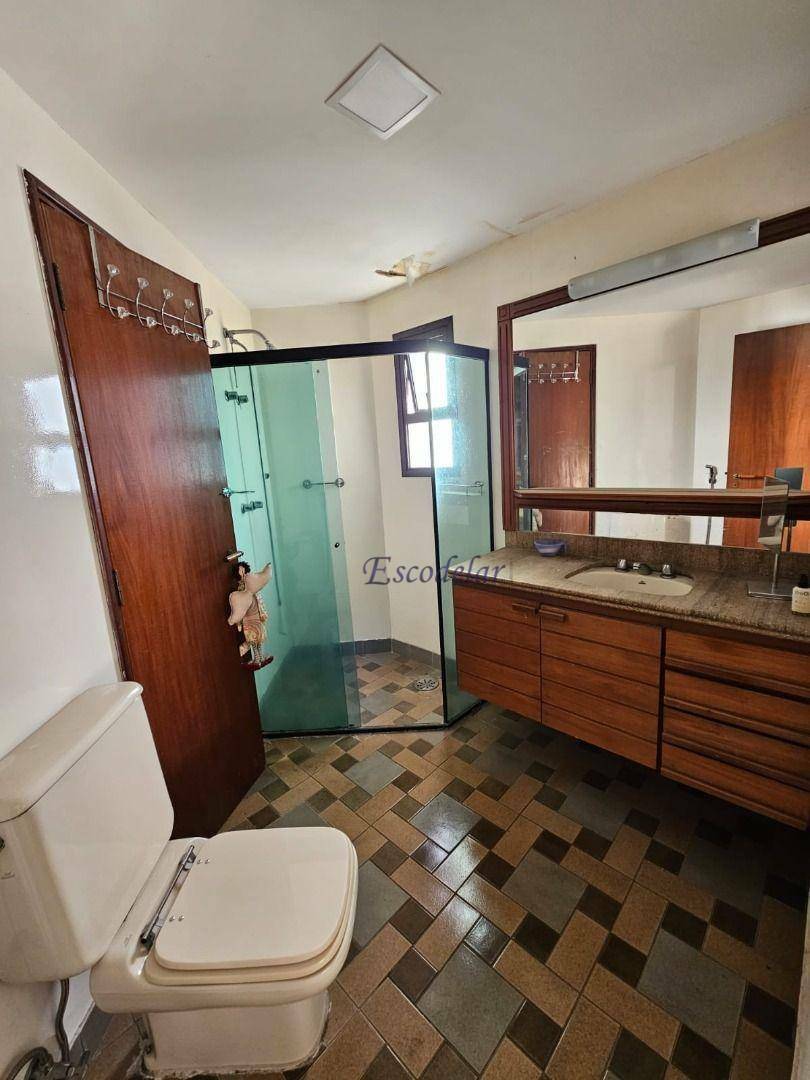 Apartamento à venda com 4 quartos, 220m² - Foto 13