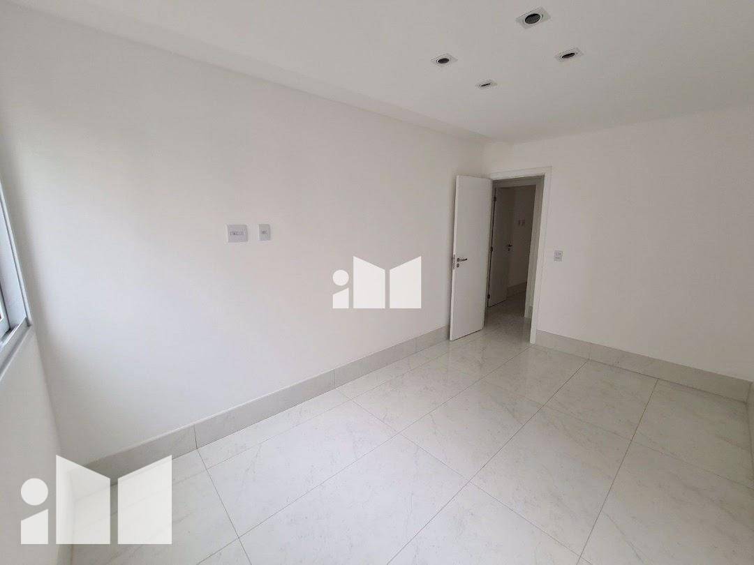 Apartamento à venda com 4 quartos, 125m² - Foto 16