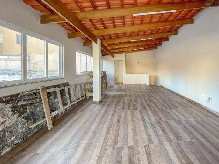 Casa à venda com 3 quartos, 216m² - Foto 36