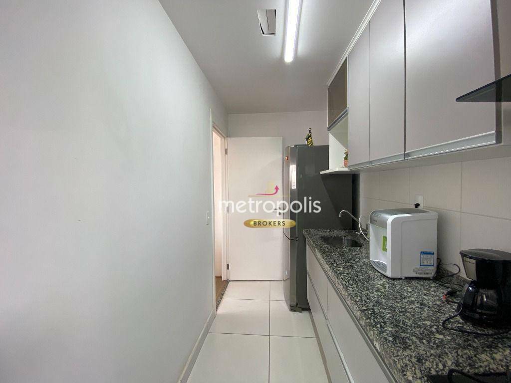 Apartamento para alugar com 2 quartos, 68m² - Foto 19