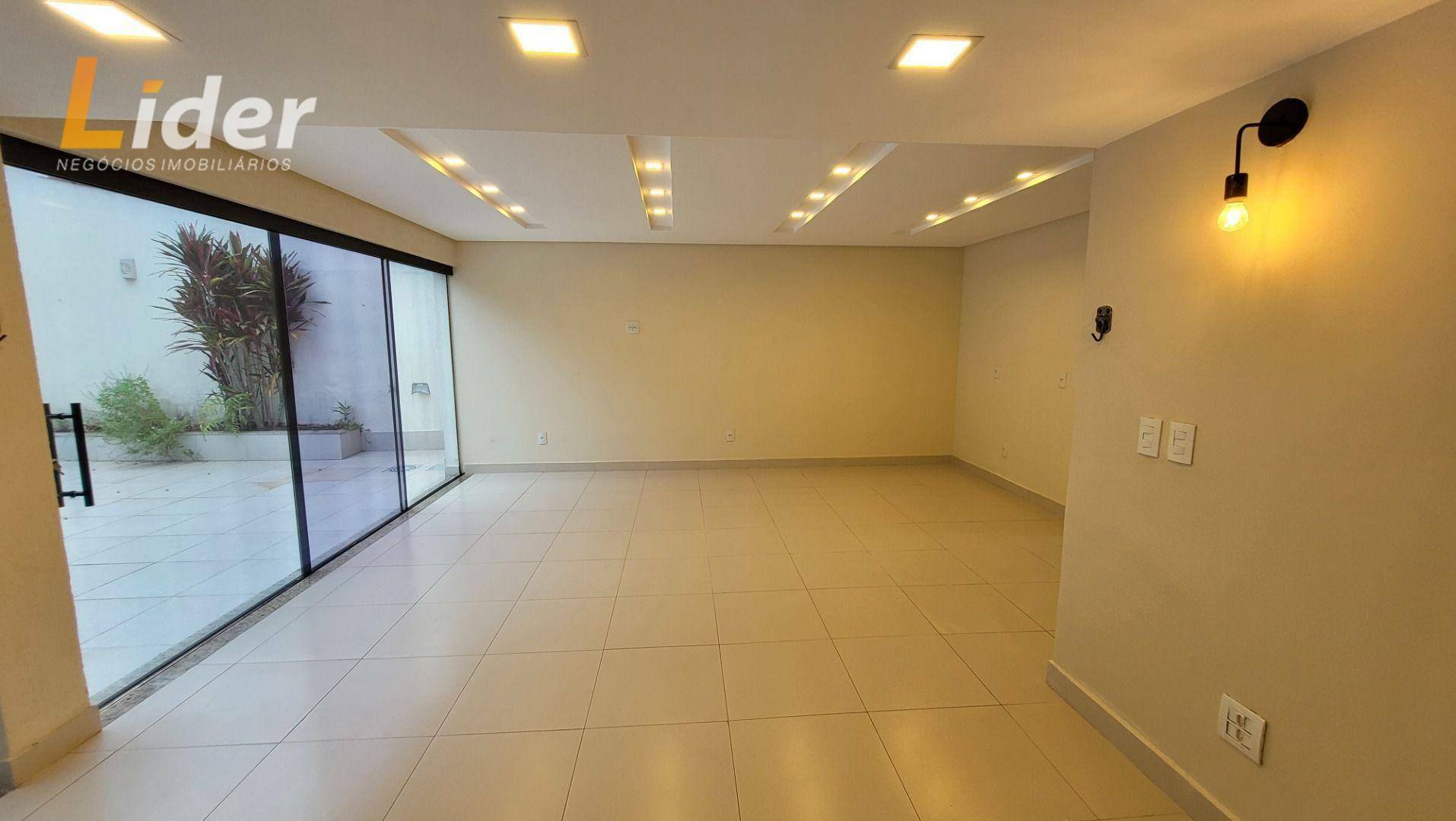 Casa à venda com 4 quartos, 279m² - Foto 11