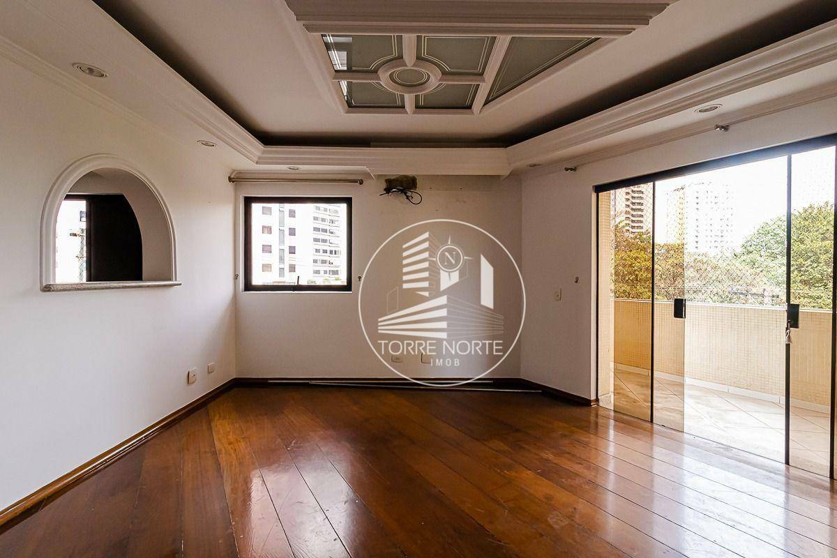 Apartamento à venda com 4 quartos, 196m² - Foto 2