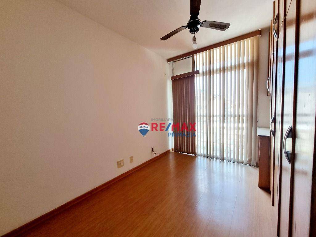 Apartamento à venda com 2 quartos, 86m² - Foto 11