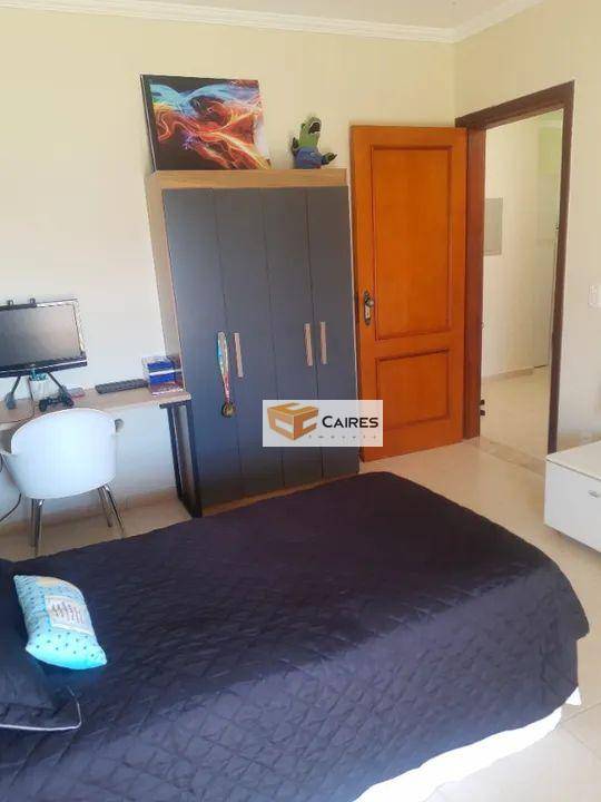 Casa à venda com 3 quartos, 198m² - Foto 5