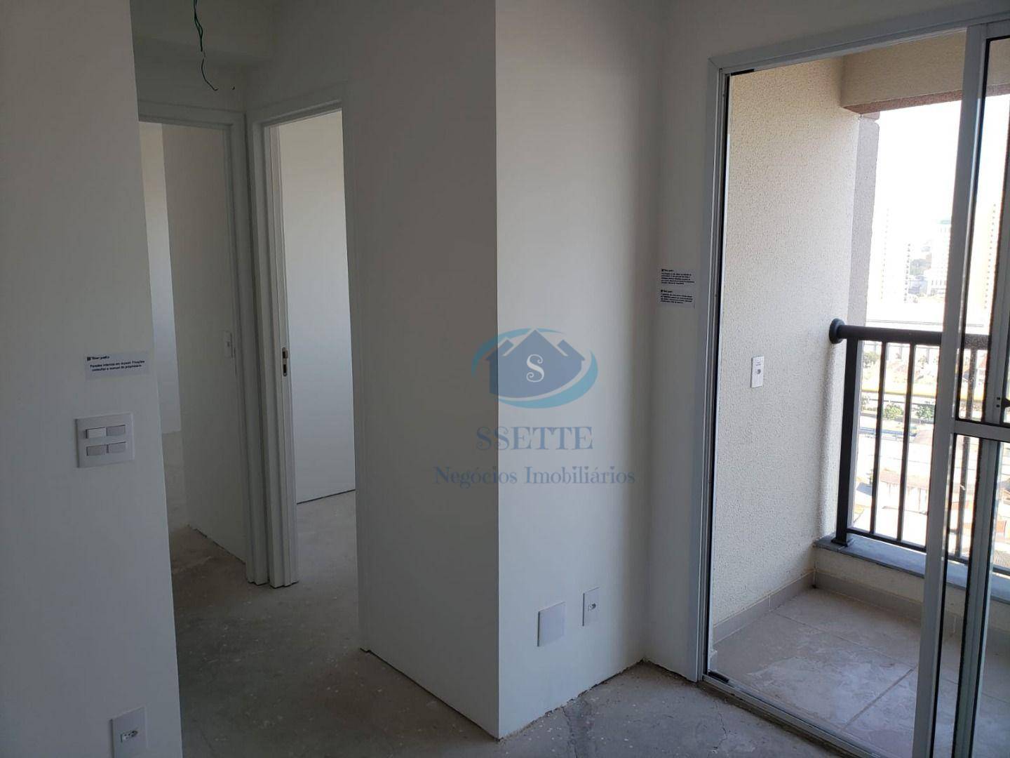 Apartamento à venda com 2 quartos, 42m² - Foto 39