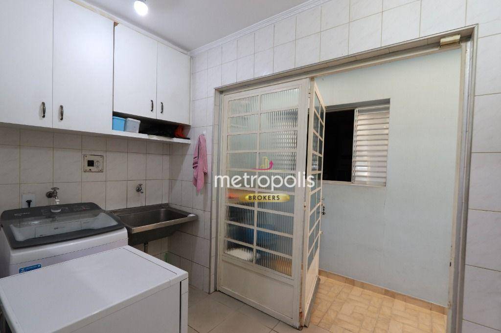 Sobrado à venda com 4 quartos, 323m² - Foto 13