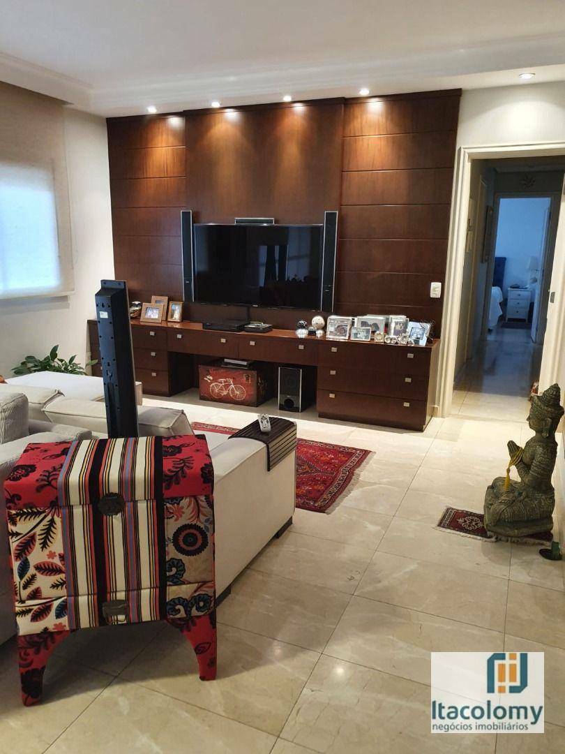 Apartamento à venda com 3 quartos, 139m² - Foto 1