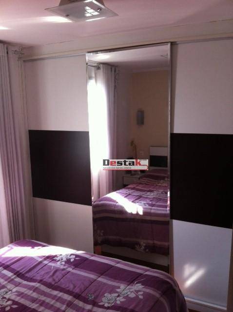 Apartamento à venda com 2 quartos, 55m² - Foto 17