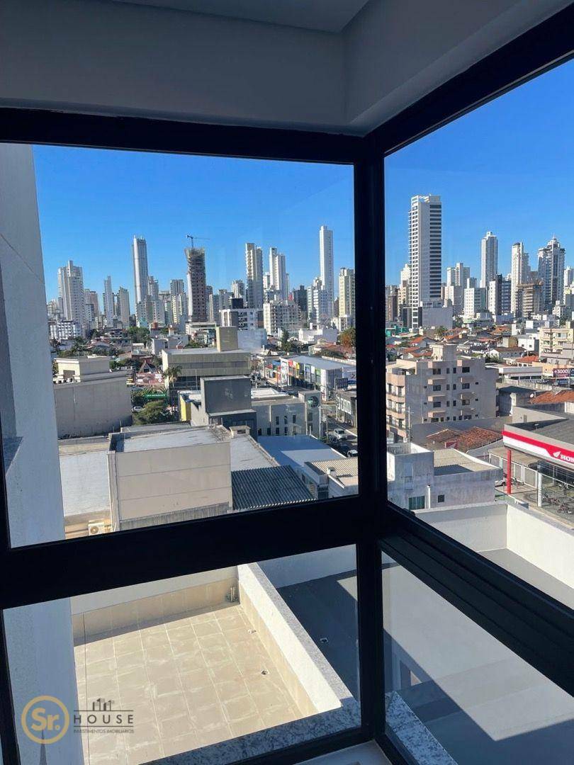 Apartamento à venda com 3 quartos, 76m² - Foto 19