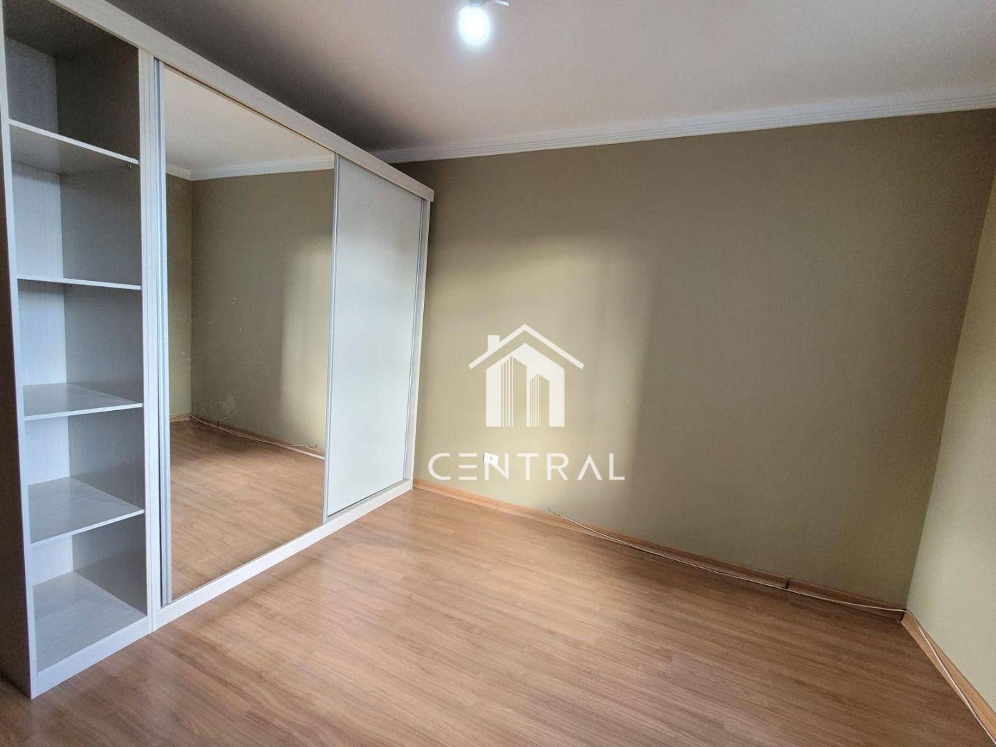 Sobrado à venda com 3 quartos, 208m² - Foto 14