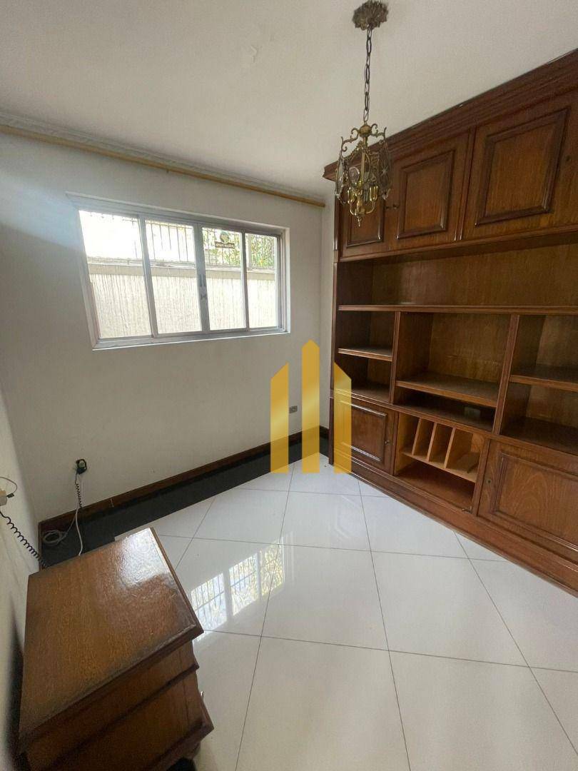 Sobrado à venda e aluguel com 4 quartos, 300m² - Foto 39