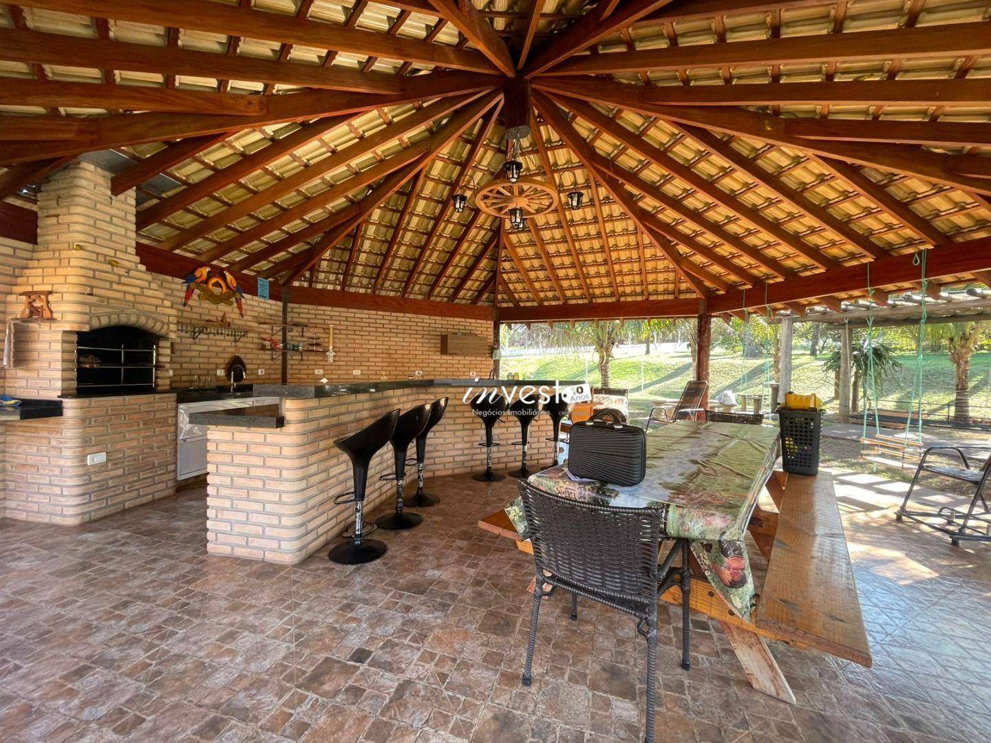 Chácara à venda com 4 quartos, 610m² - Foto 4