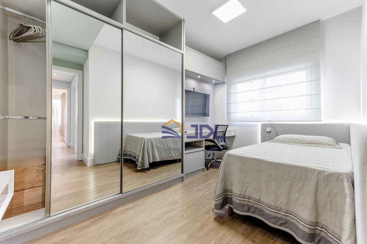 Apartamento à venda com 3 quartos, 111m² - Foto 28