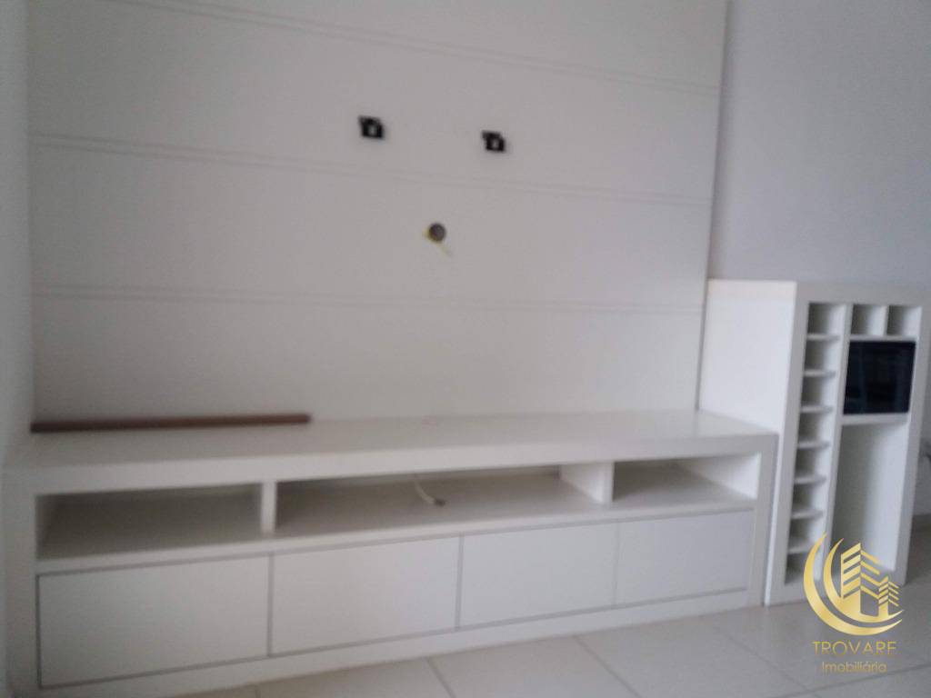 Apartamento à venda com 2 quartos, 74m² - Foto 41