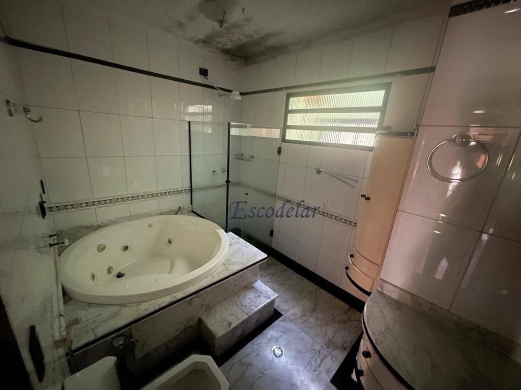 Sobrado à venda com 8 quartos, 320m² - Foto 17