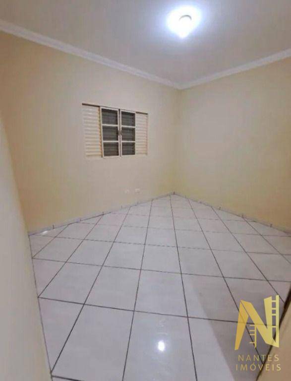 Casa à venda com 3 quartos, 175m² - Foto 9