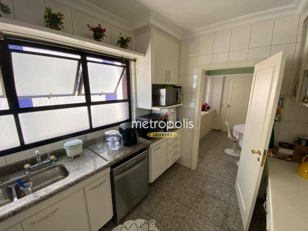 Apartamento à venda com 4 quartos, 303m² - Foto 10