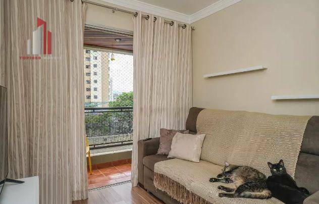 Apartamento à venda com 2 quartos, 63m² - Foto 4