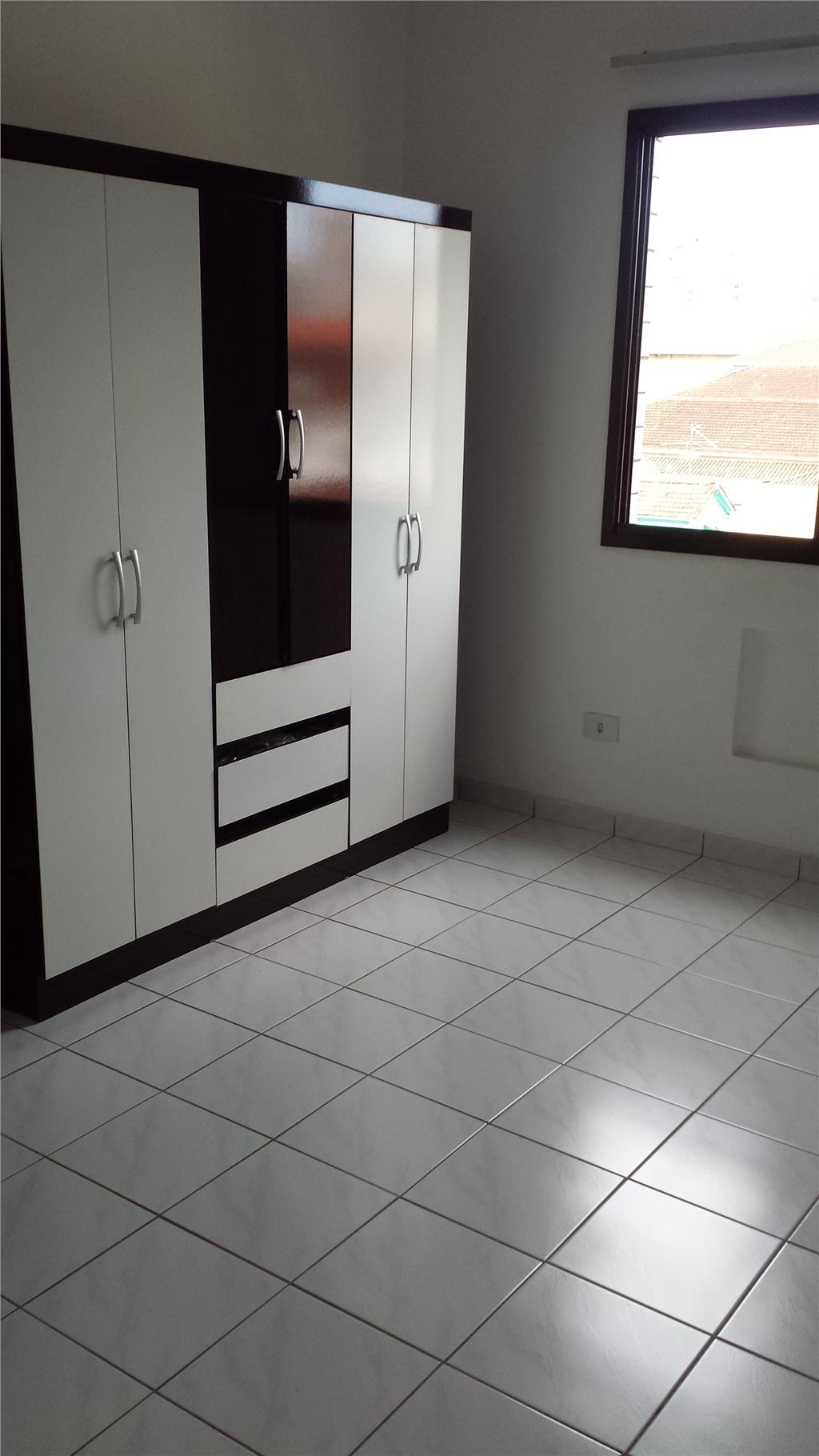 Apartamento à venda com 2 quartos, 65m² - Foto 2